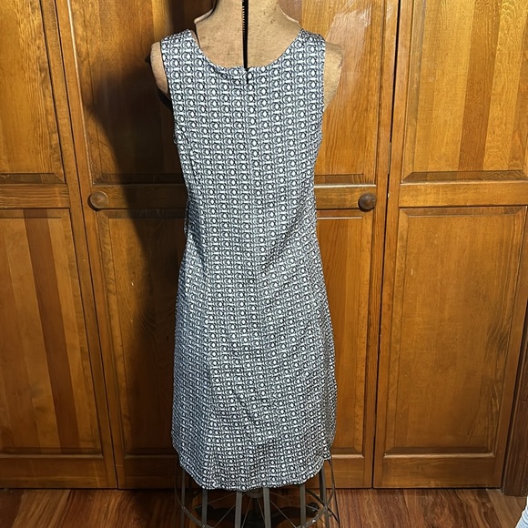 Elegant gray and black monogram design midi dress (Dress only—belt separate) - Picture 5 of 9